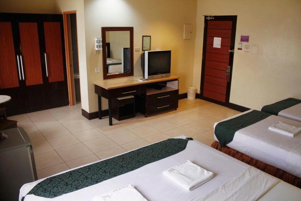Hotel Nicanor Dumaguete City Zewnętrze zdjęcie