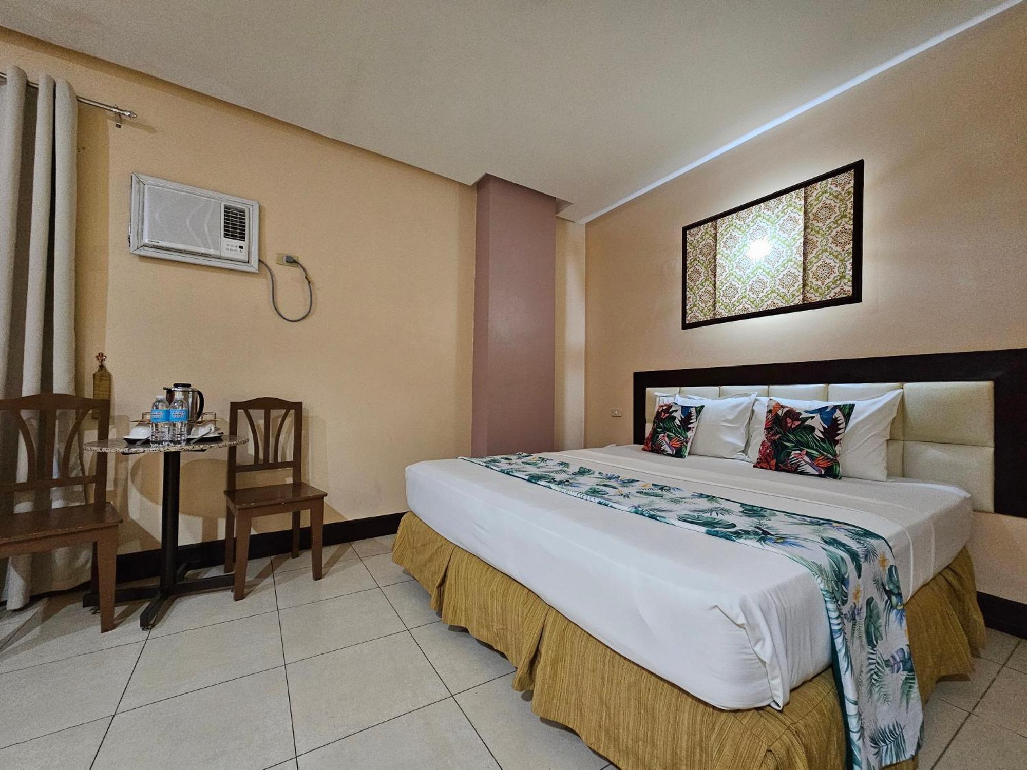 Hotel Nicanor Dumaguete City Zewnętrze zdjęcie