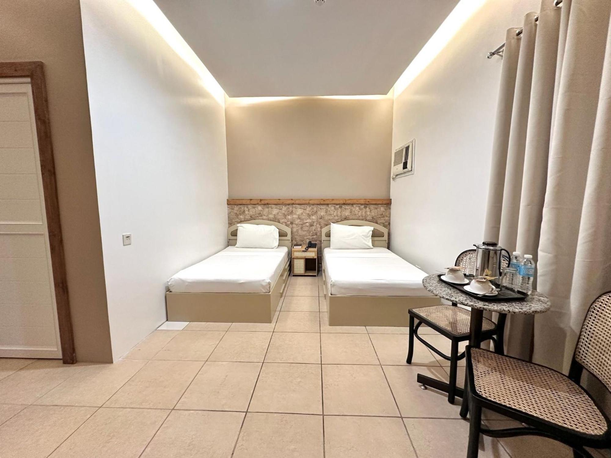Hotel Nicanor Dumaguete City Zewnętrze zdjęcie