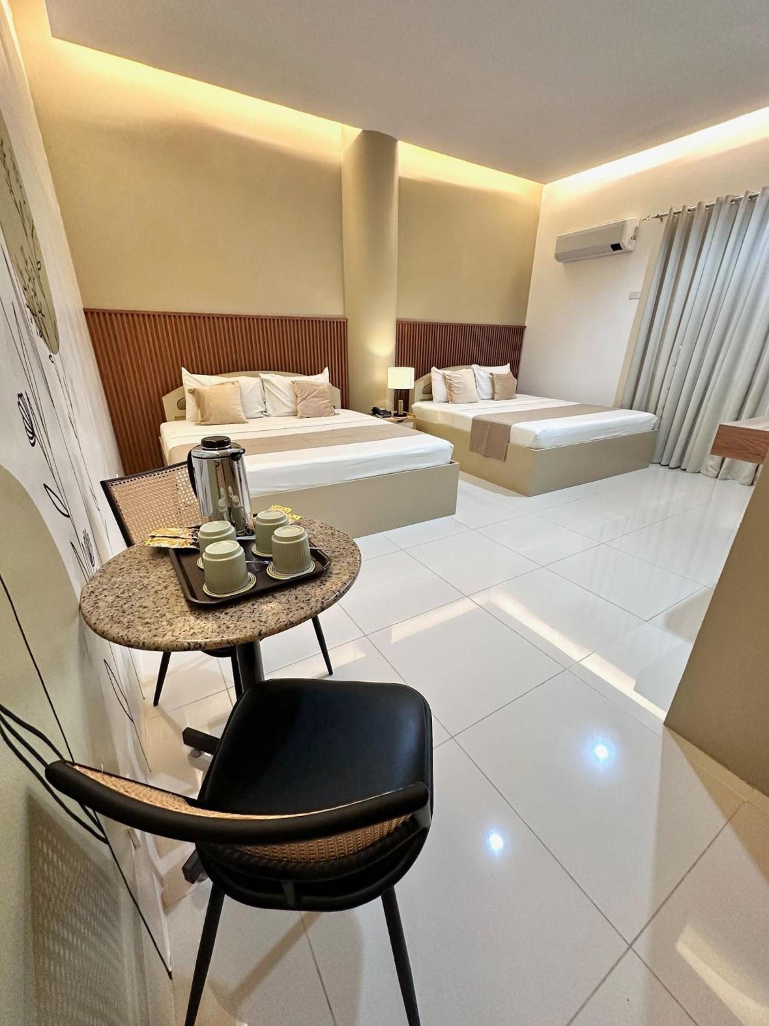 Hotel Nicanor Dumaguete City Zewnętrze zdjęcie
